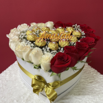 Caja decorativa con rosas y chocolates - C4