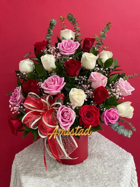 AA 8 - Arreglo con rosas