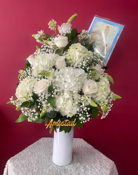 CD5 - Florero con rosas, hortensias y sufragio.