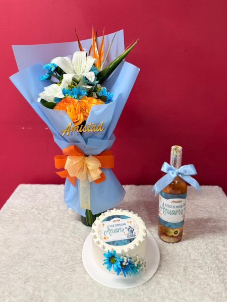 CA8 - Bouquet con flores variadas, torta y vino personalizados