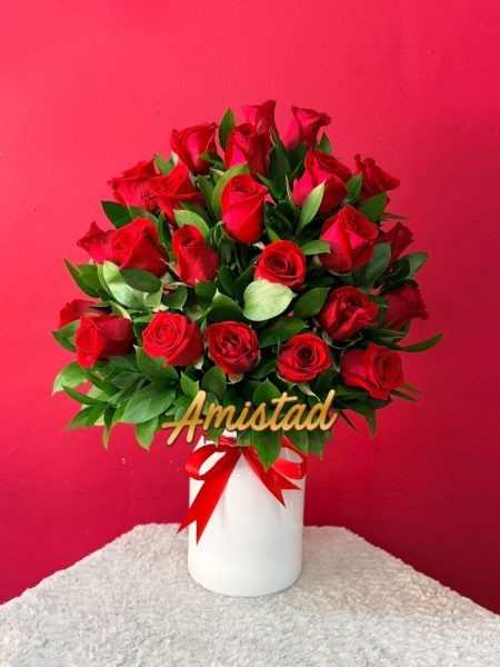 P7 - Florero con rosas