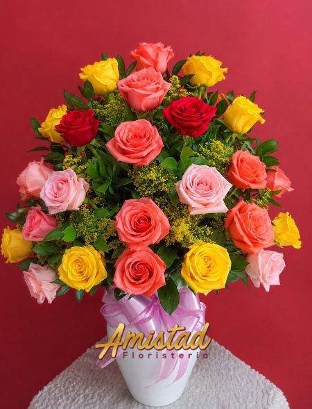 P12 - Florero con rosas