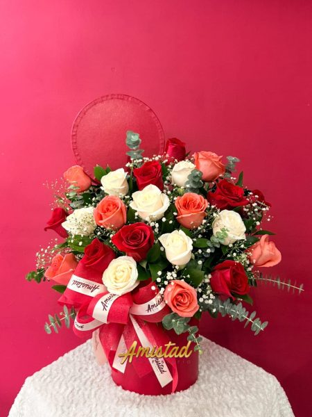 AA19 - Caja decorativa personalizada con rosas